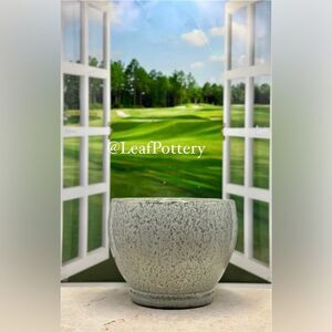 Confetti Glossy Green Clay/Ceramic Planter with drainage hole